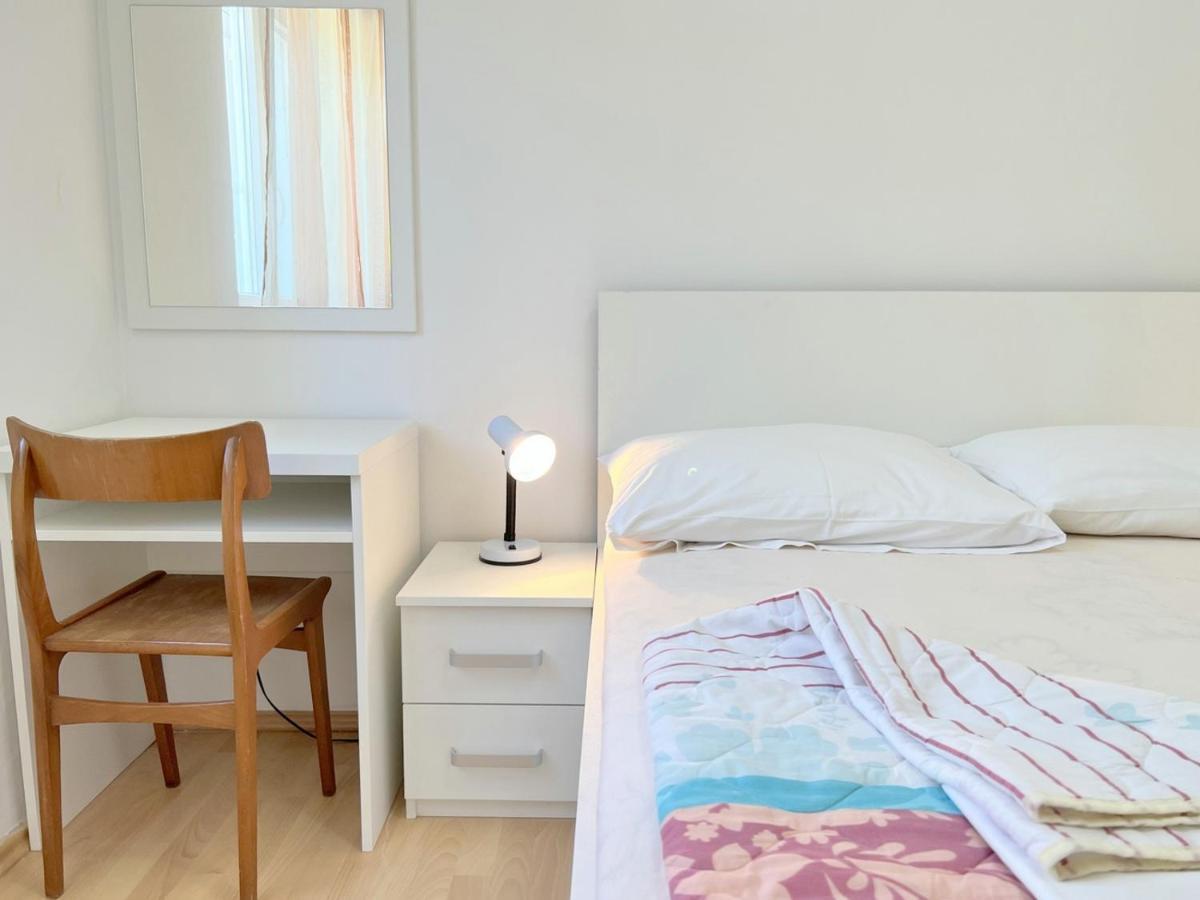 Miramar Gardenn Apartmment Banjol Exterior photo
